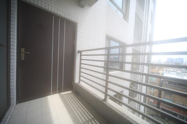 高雄鼓山大樓-11