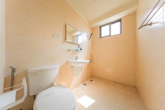 高雄三民區大樓-13