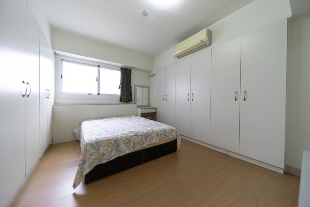 高雄新興區大樓-7