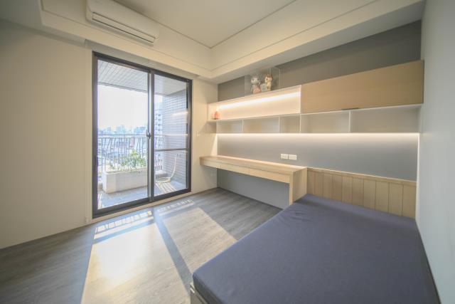 高雄新興區大樓-8