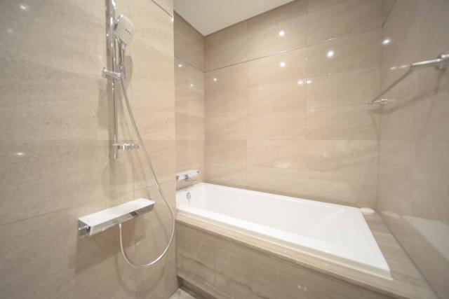 高雄新興區大樓-7